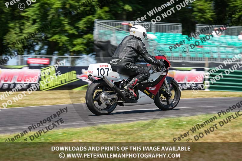 cadwell park;cadwell park photographs;cadwell trackday photographs;enduro digital images;event digital images;eventdigitalimages;peter wileman photography;racing digital images;trackday digital images;trackday photos